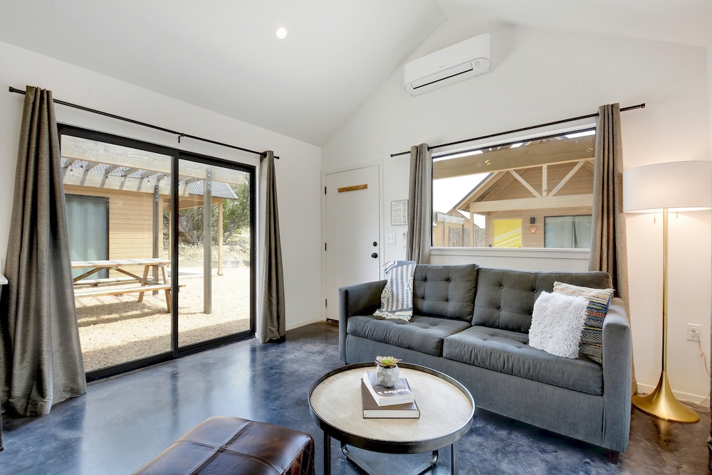 Lucky Arrow Retreat - Dripping Springs