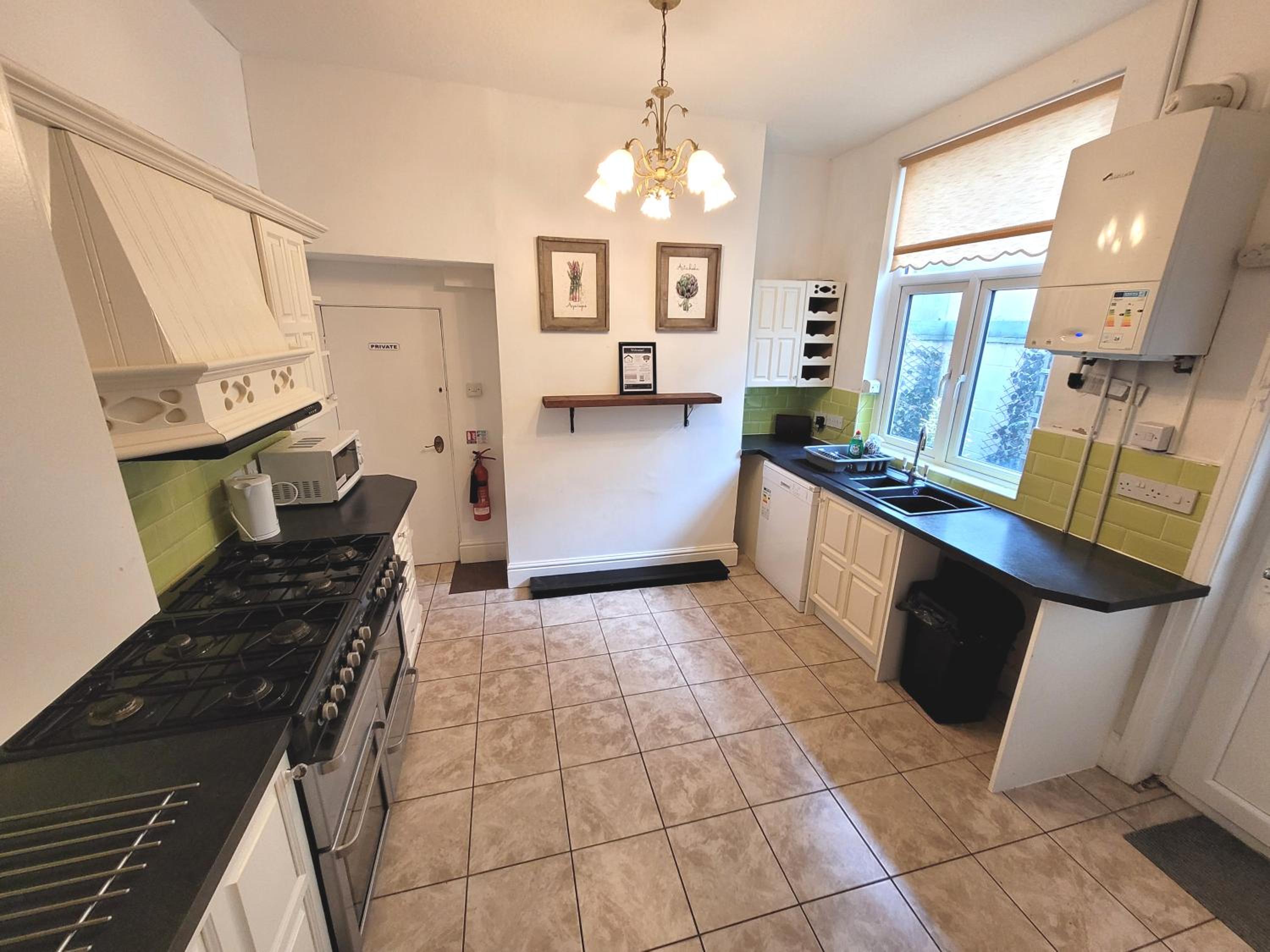 The Bromley Central Holiday Home - Blackpool Resort Collection