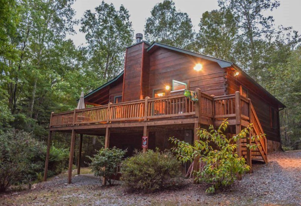 Bumpa Bear Hideaway