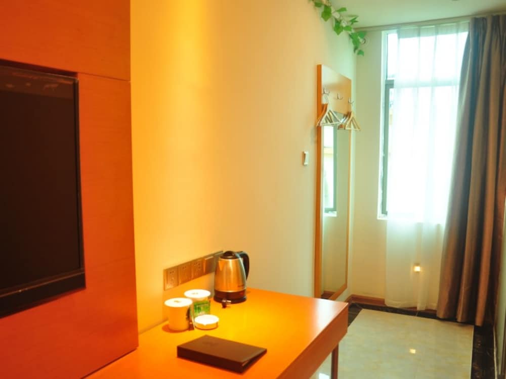 GreenTree Alliance Sanya Jiyang District Yalongwan Road Hotel