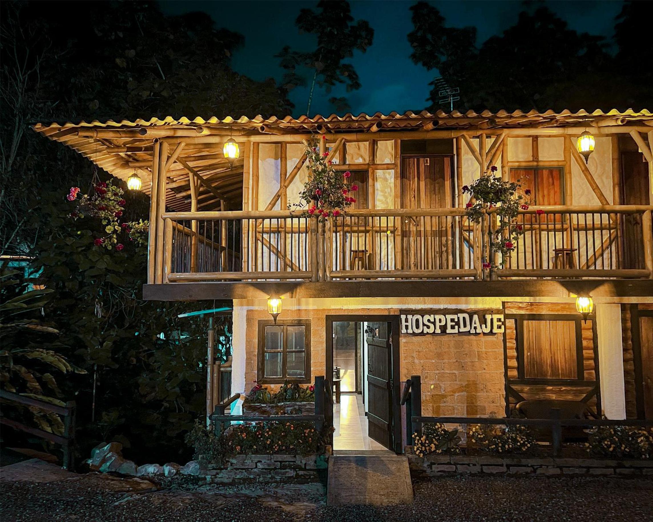 Hotel Campestre Lagos de Venecia - Chalet, glamping, camping y overlanding