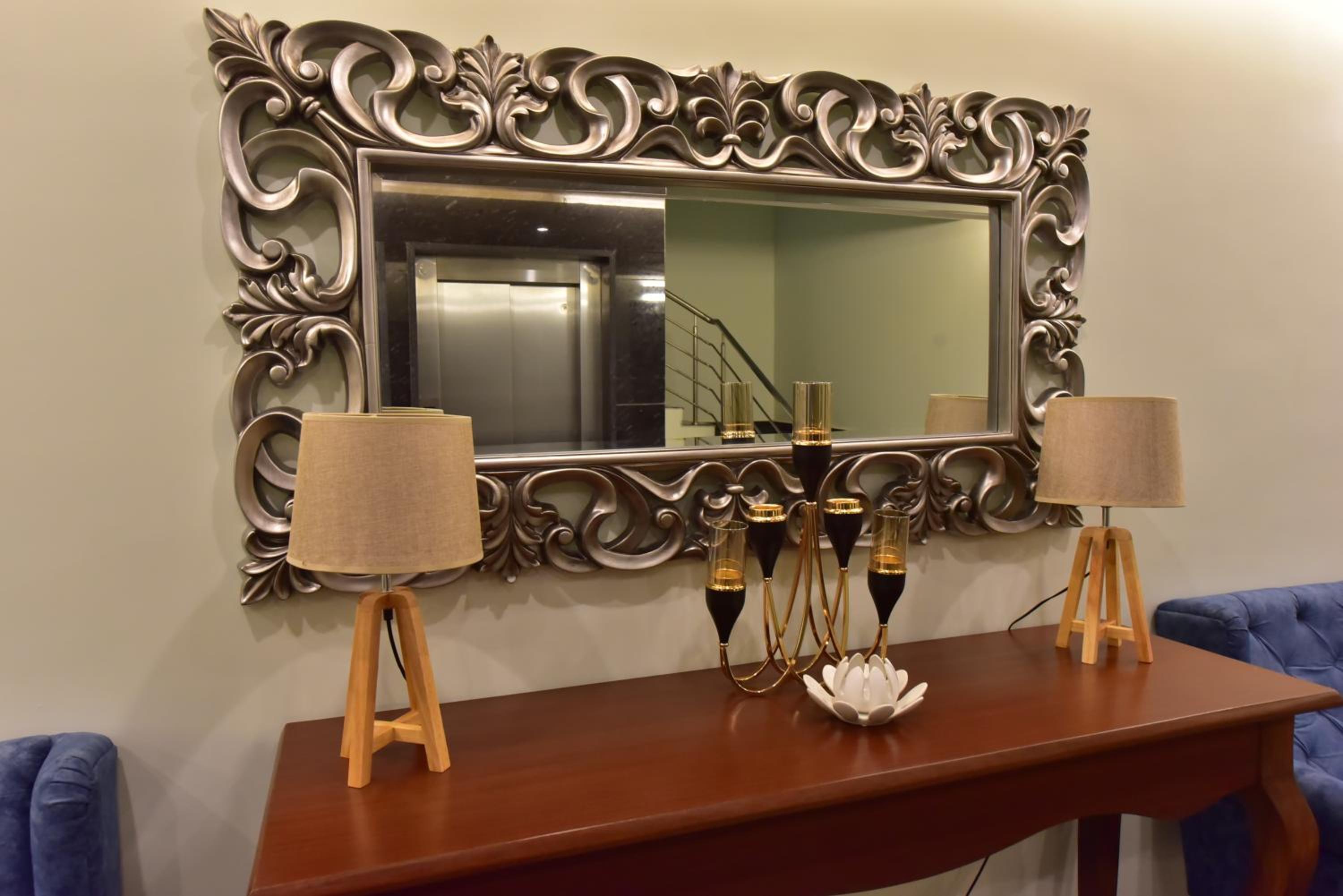 Royal Lotus View Resotel