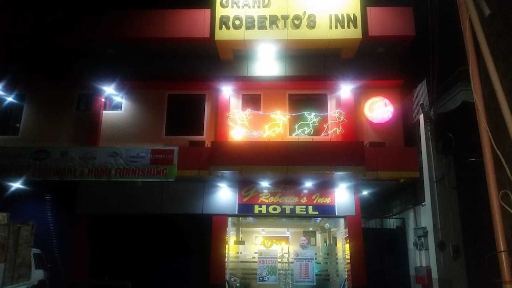 Grand Robertos Inn