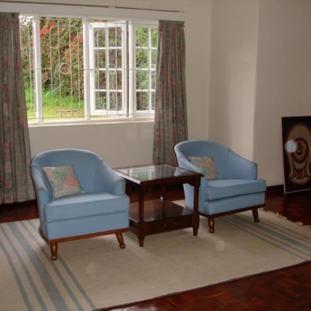 Amboni Lodge