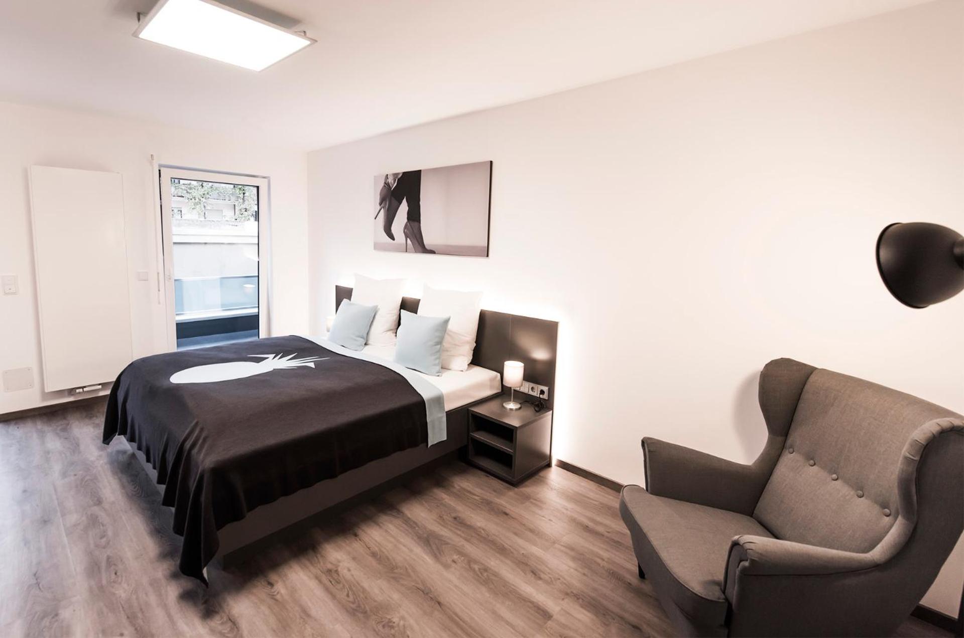 Mood contemporary living