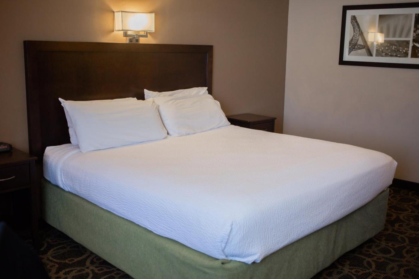 Inn at the Canyons