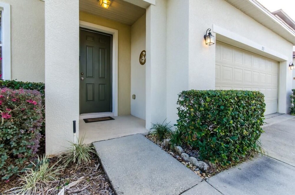 113bll Disney 5 Bedroom Pool Home With Games Room