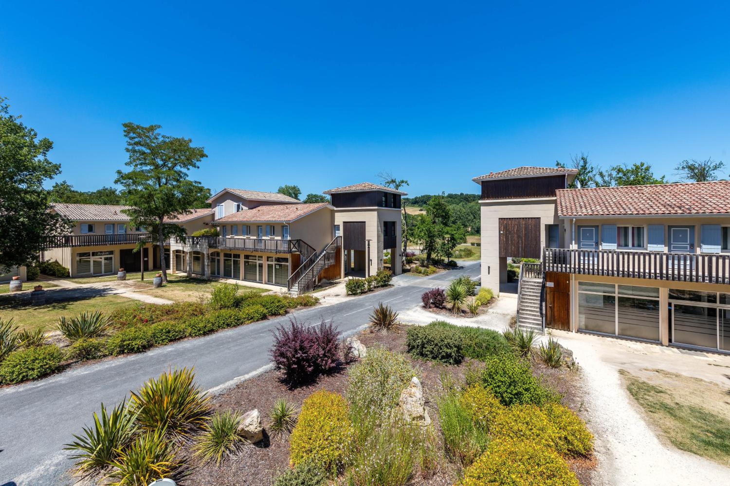 SOWELL HÔTELS Le Domaine du Golf d'Albret