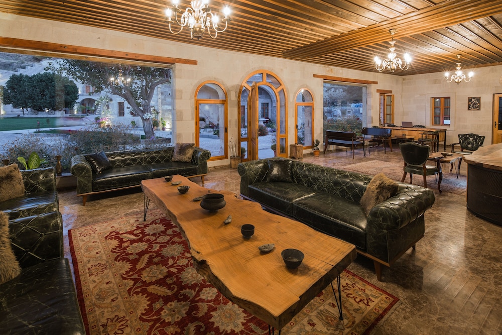 Lunar Cappadocia Hotel