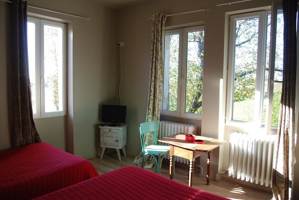 Hotel les Platanes