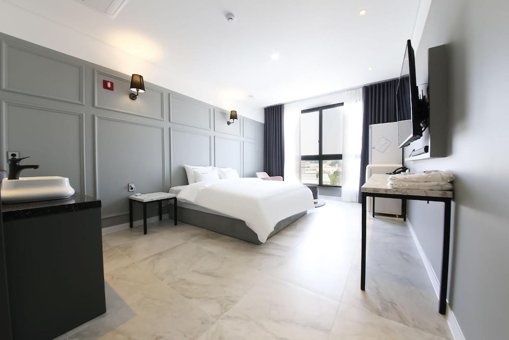 Hotel RAUM