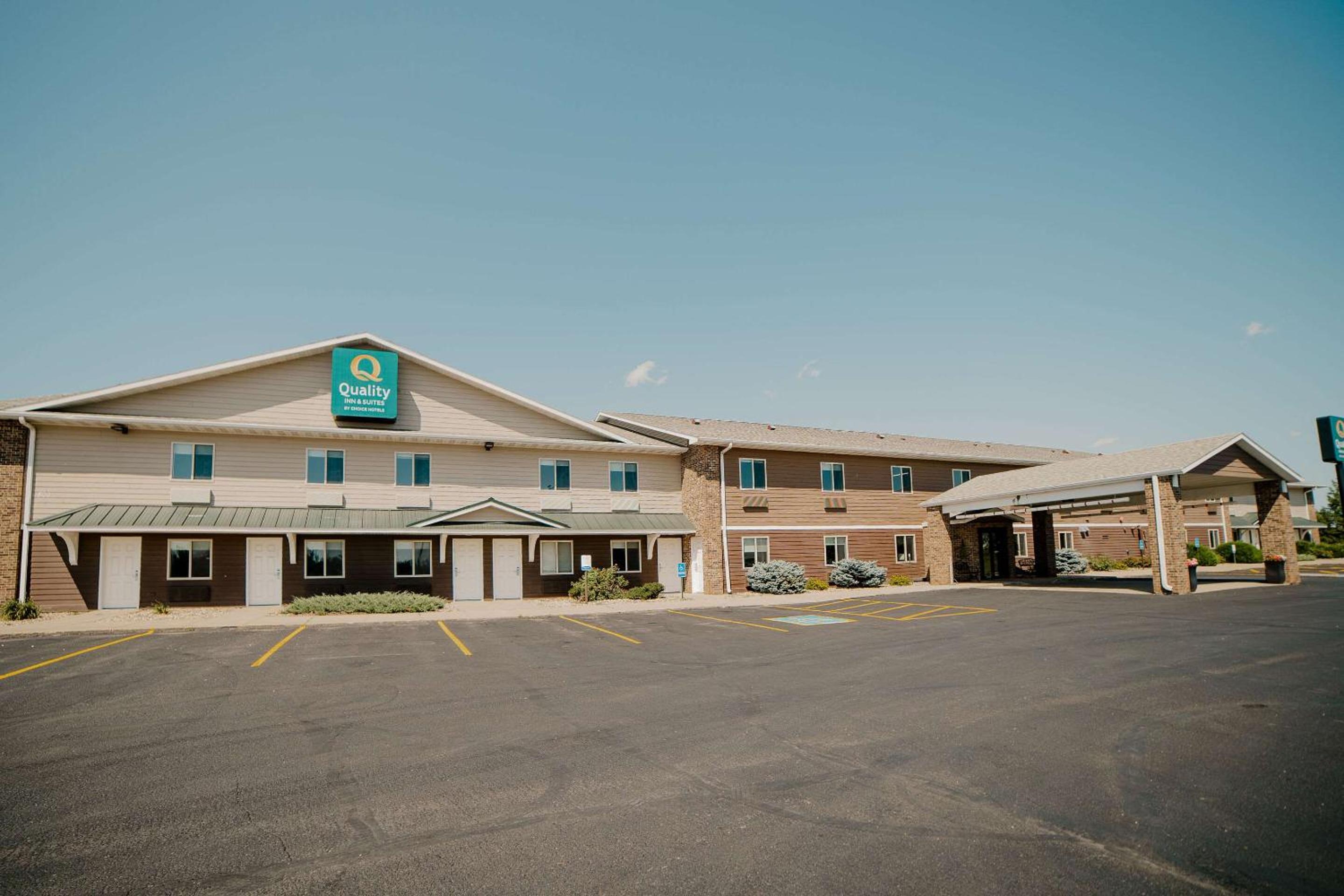 Quality Inn & Suites Watertown near Prairie Lakes Ice Arena