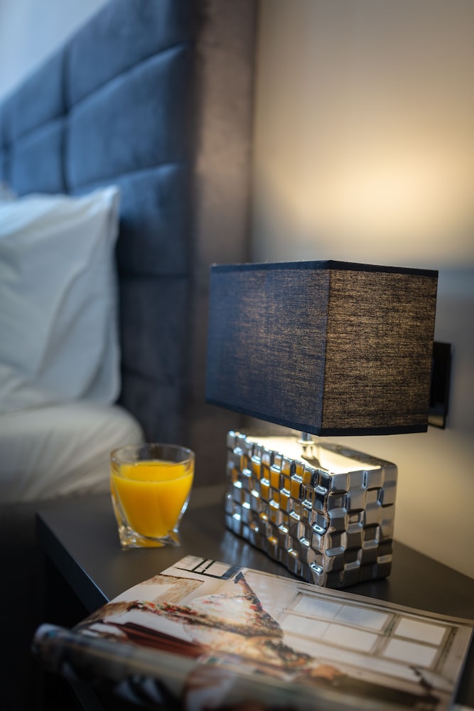 Aparthotel New Lux