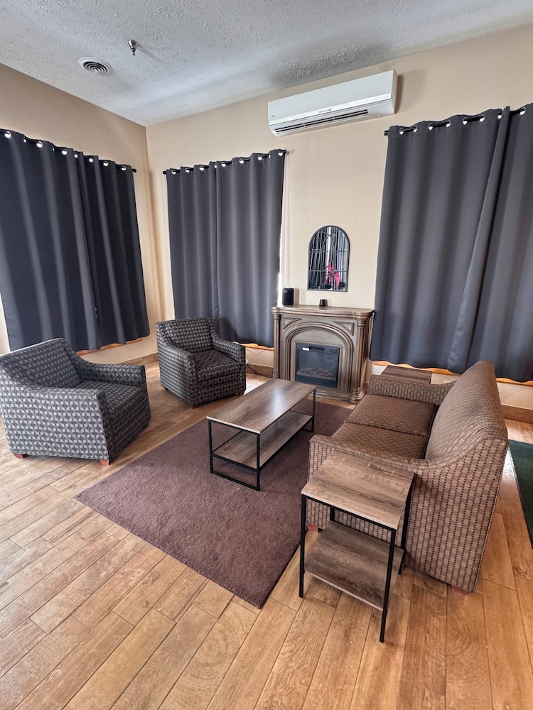 Quality Inn Waynesburg - Morrisville