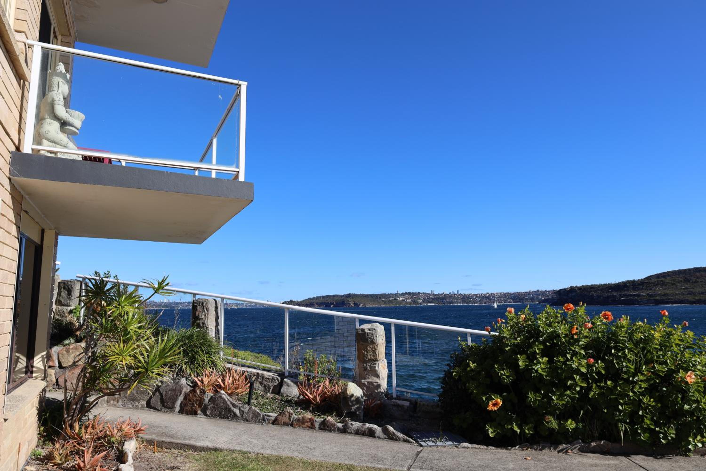 Waterfront on Manly Harbour