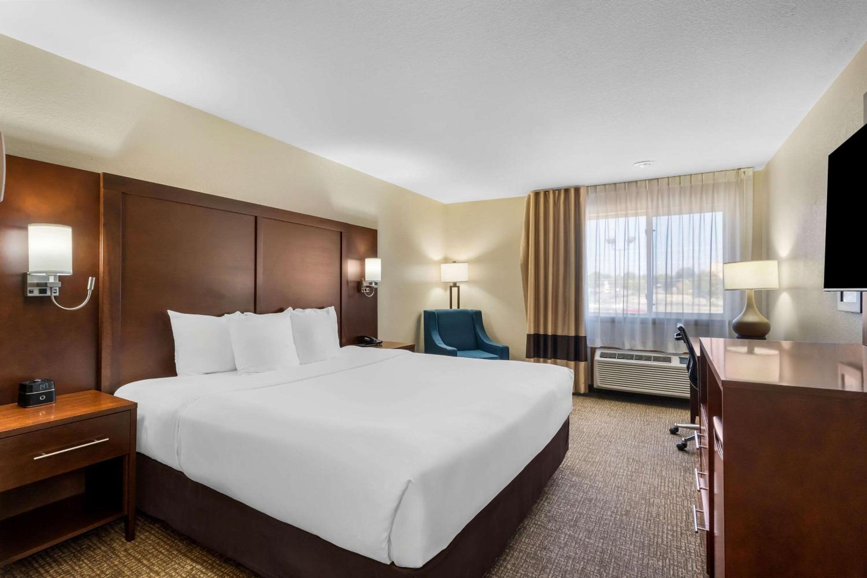 Comfort Inn & Suites Greeley