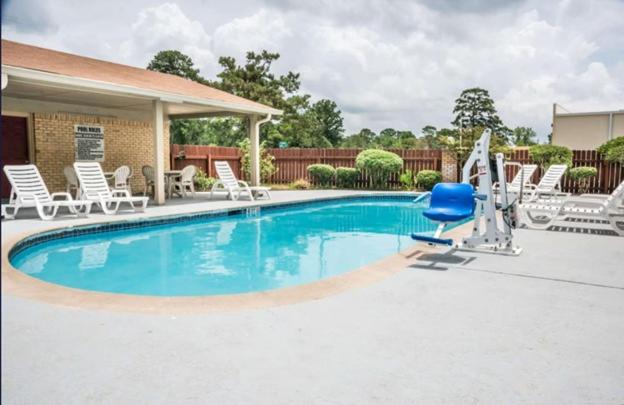 Days Inn by Wyndham Bastrop