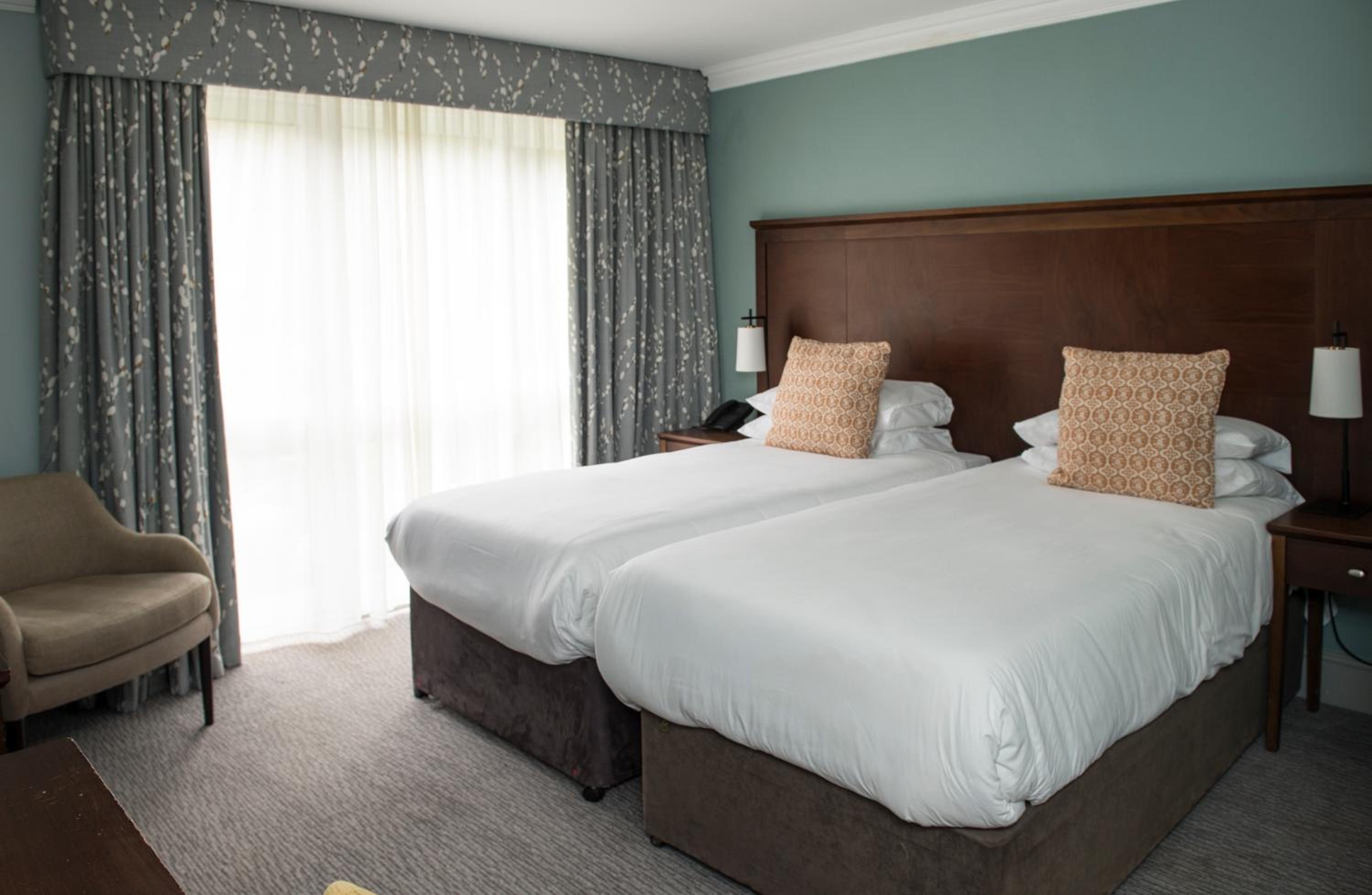 Bush Hotel Farnham