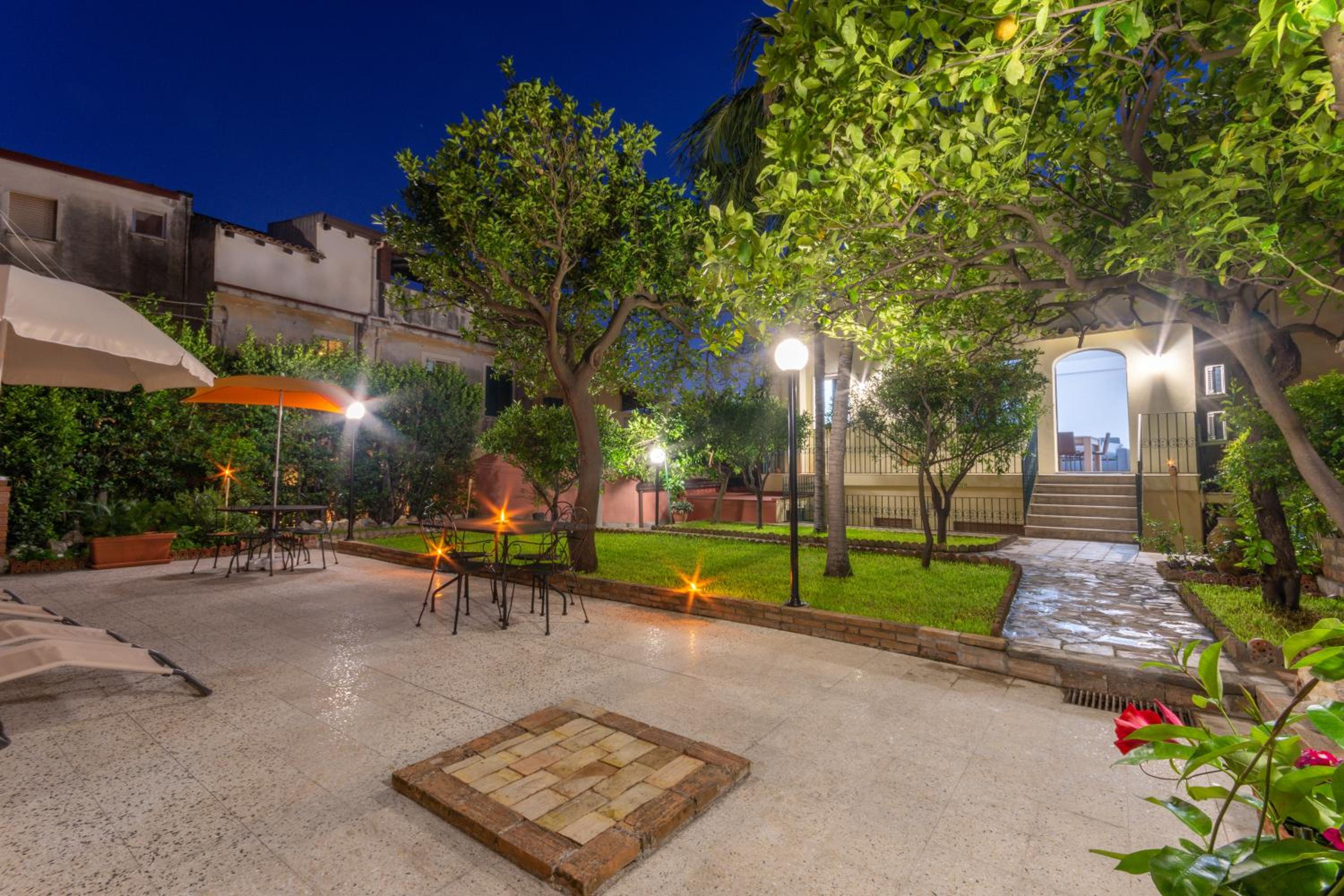 Villa Valverde Apartments e B&B