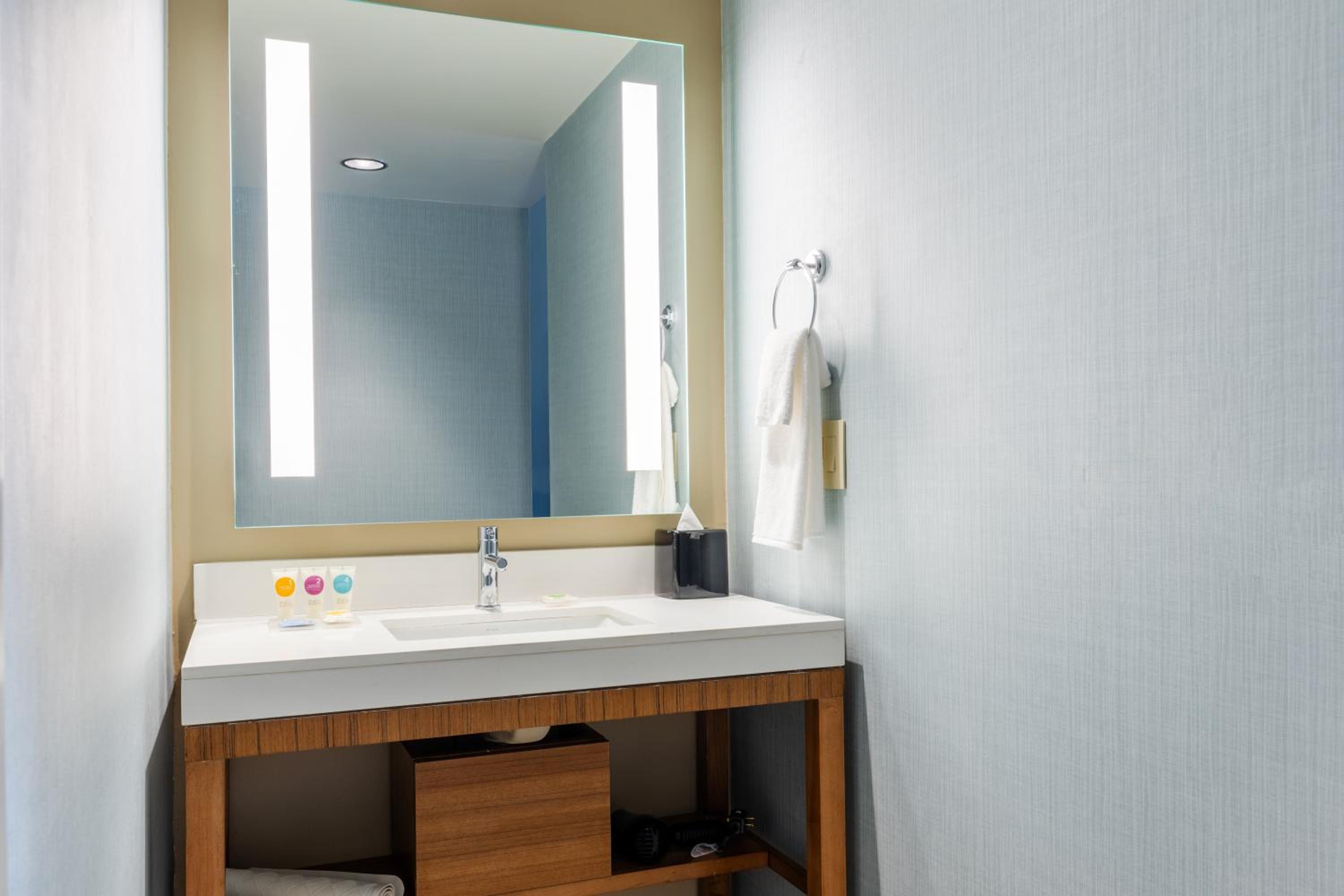 Hyatt Place Atlanta Centennial Park