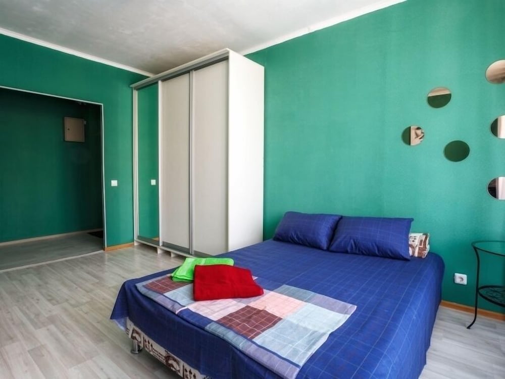 Apartment - Novatorov 4