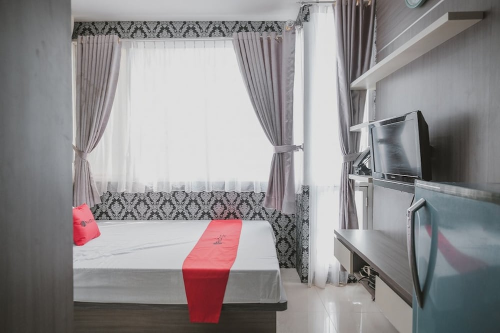 RedDoorz Apartment @ Saladin Mansion Margonda