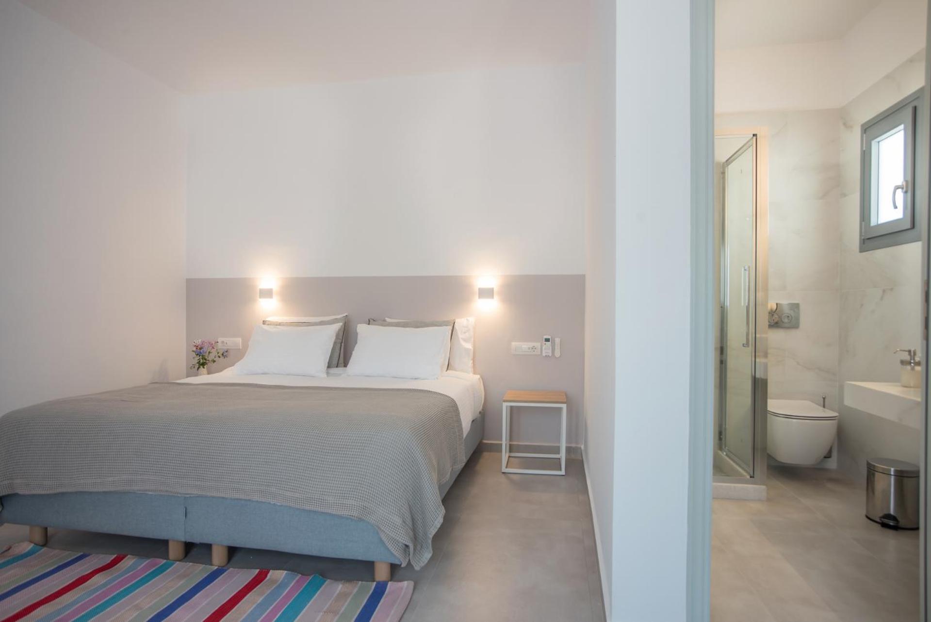 Nautilus Apartments-Suites