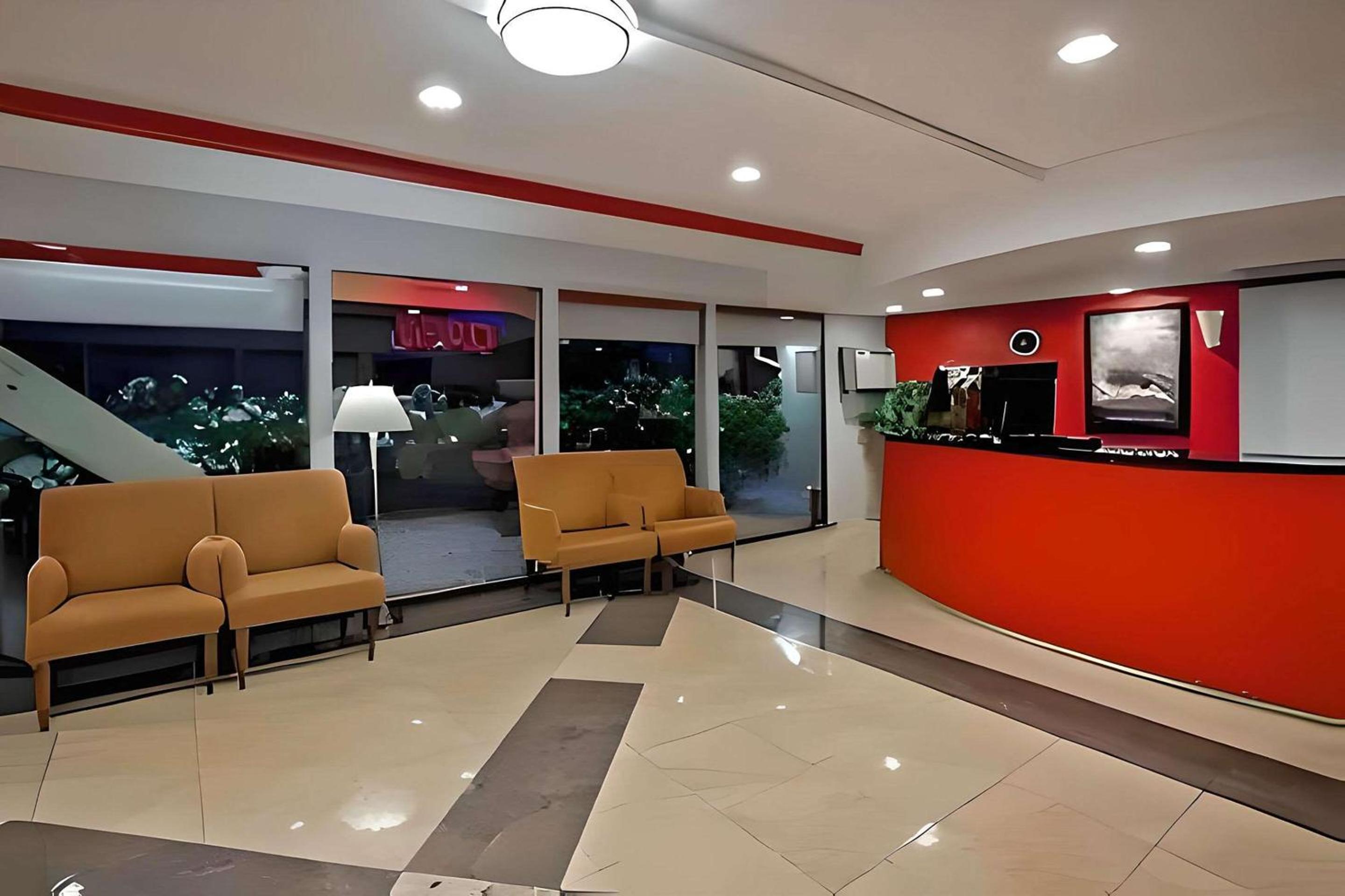 Travelodge by Wyndham Red Bluff South of Redding