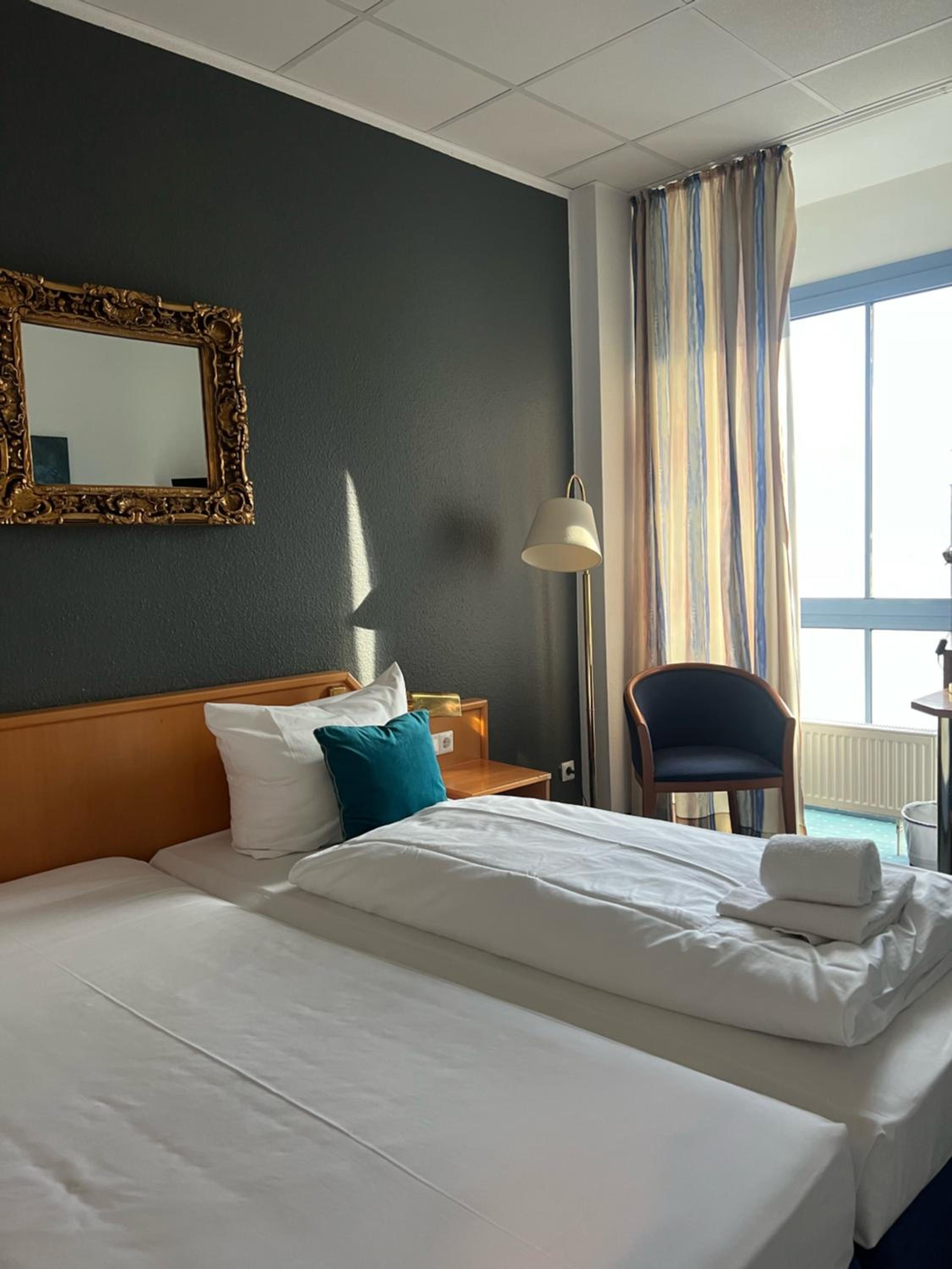 Stargaze Forum Hotel Düsseldorf-Hilden
