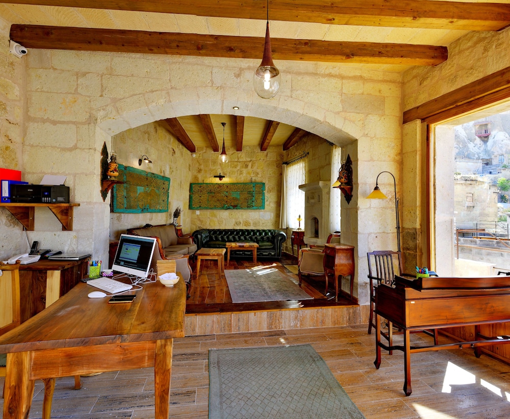 Aza Cave Hotel Special Class Adults Only