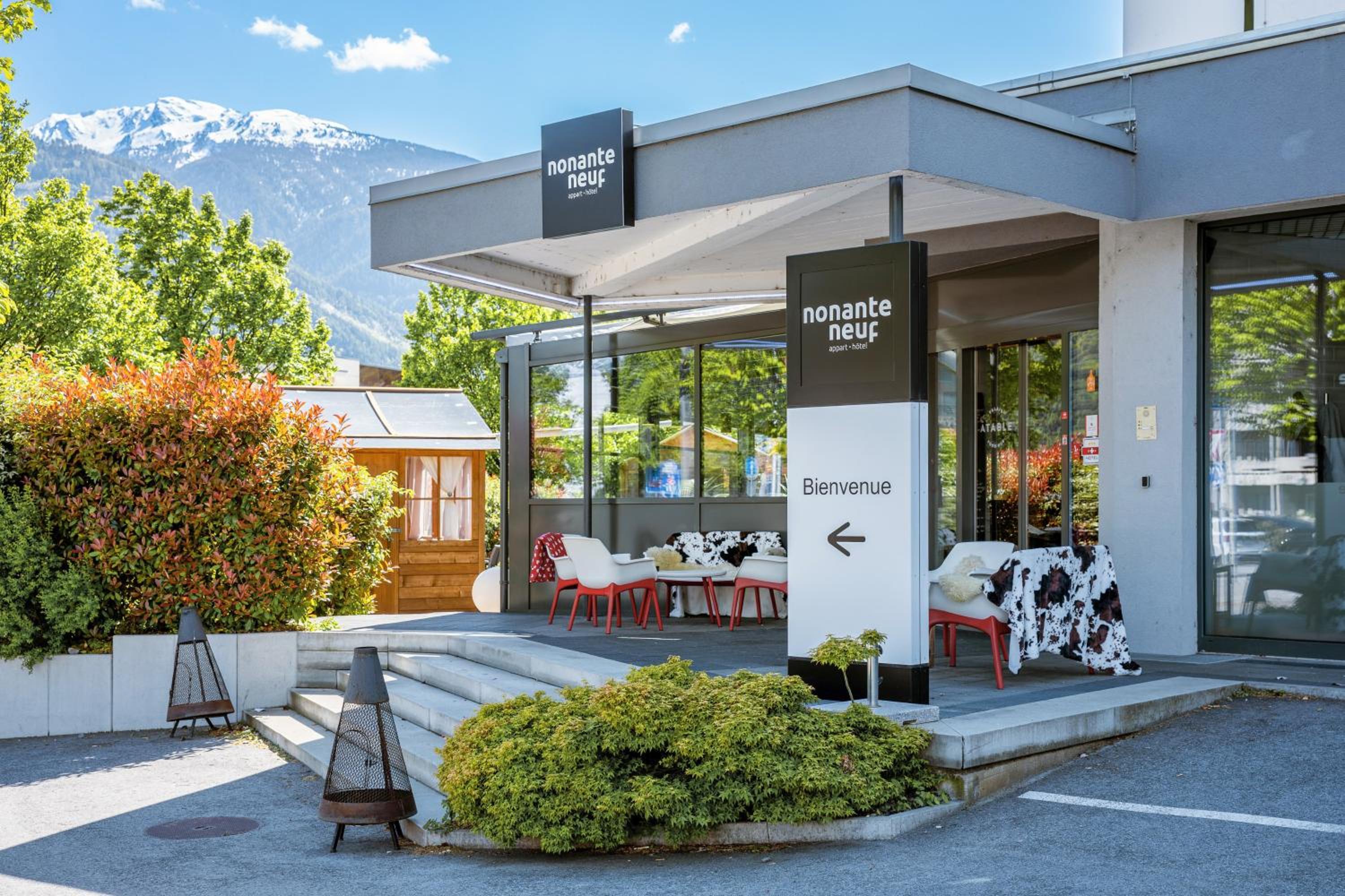 Nonanteneuf appart hōtel Sierre - contactless check-in