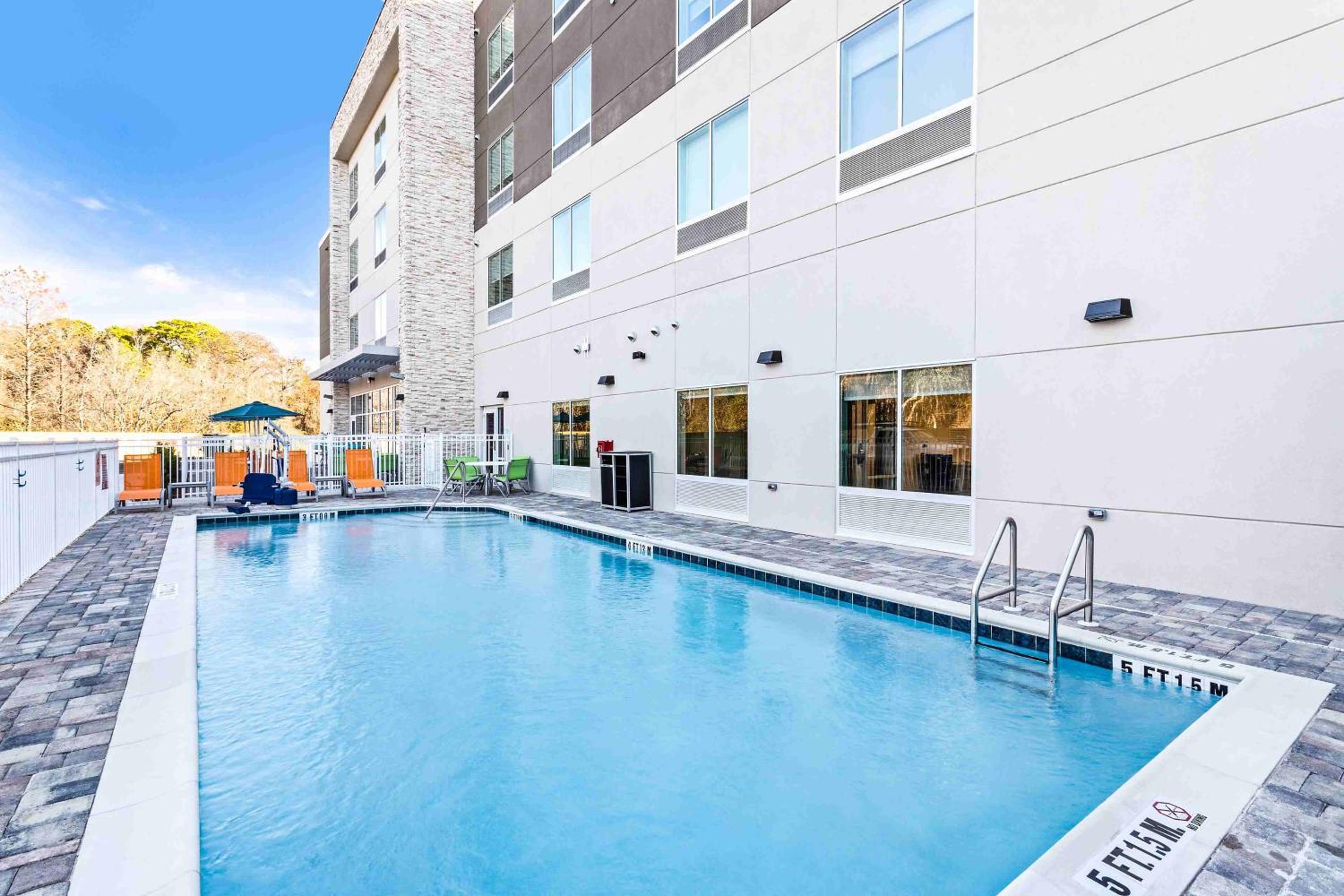 Holiday Inn Express & Suites Niceville - Eglin Area by IHG