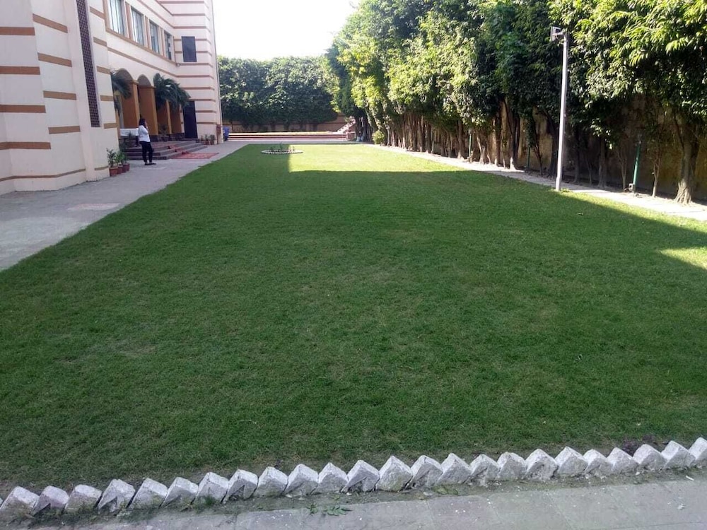 Hotel Rudra Continental Rudrapur