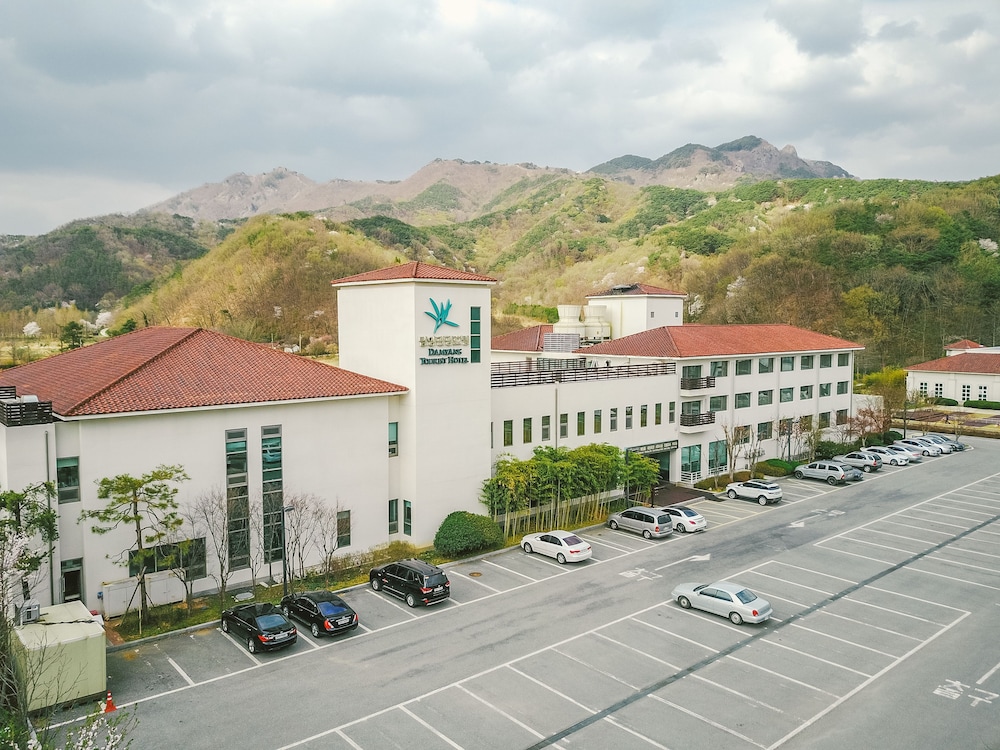 潭阳酒店