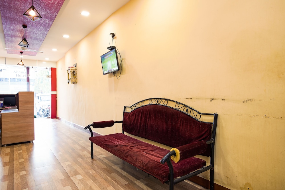 SPOT ON 23725 Jay Shanti Palace 酒店