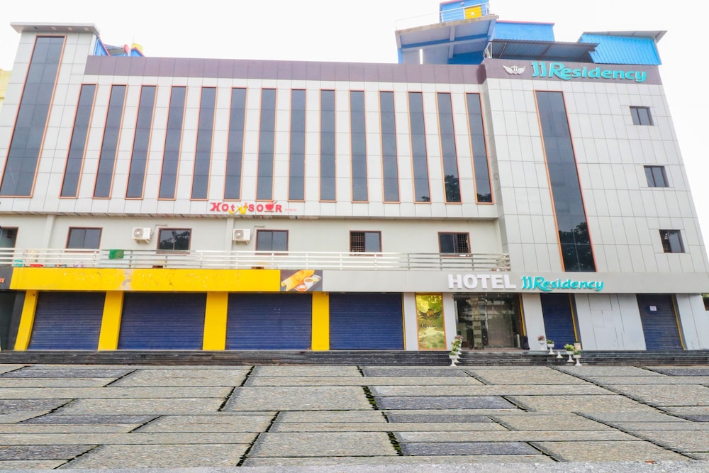 OYO 47586 J J Residency