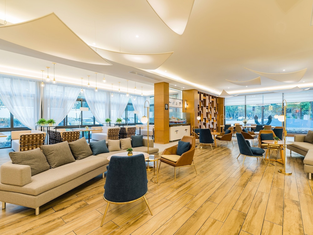Atour Hotel Wanbang Plaza Hanzhong