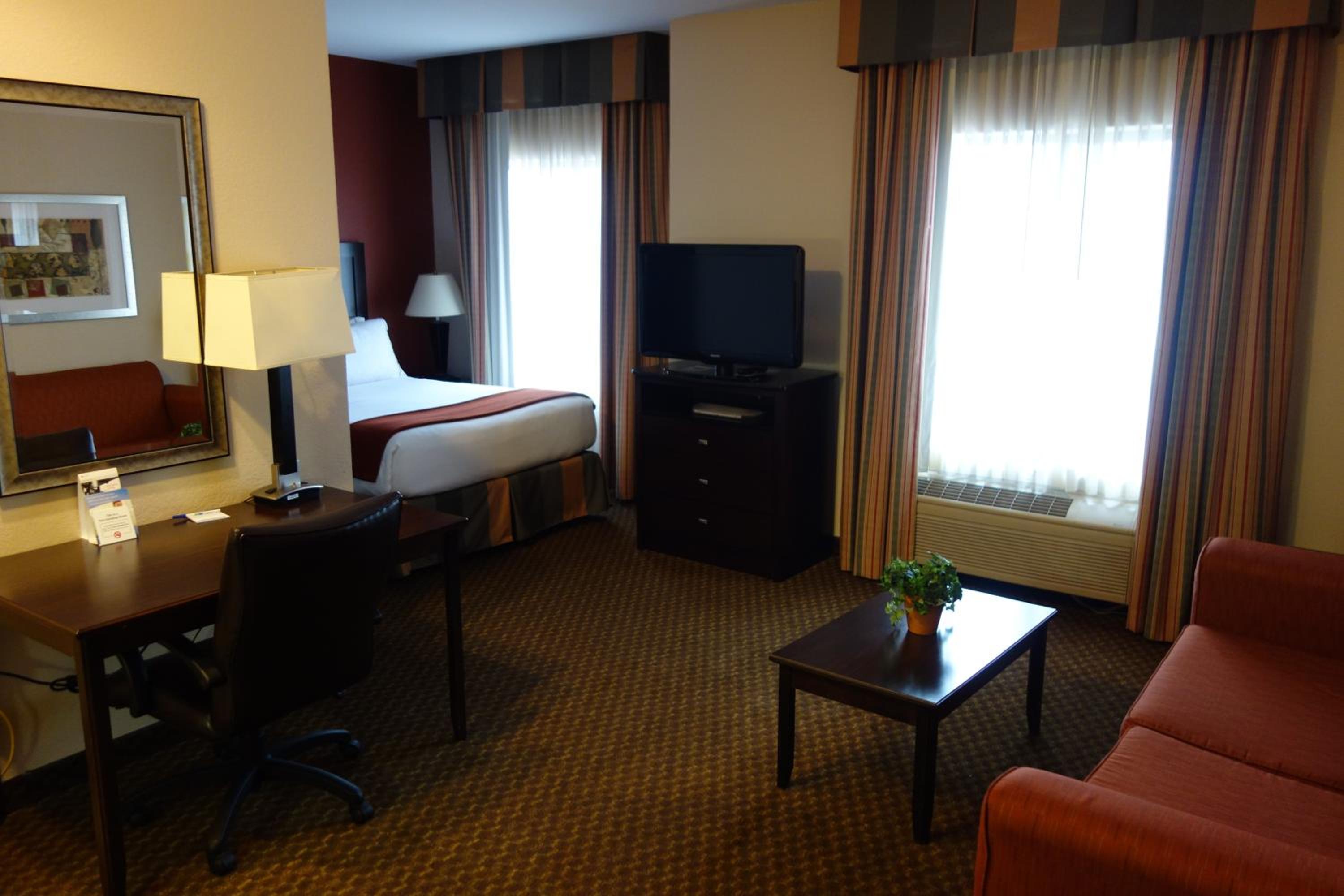 Holiday Inn Express Hotel & Suites Pleasant Prairie-Kenosha by IHG