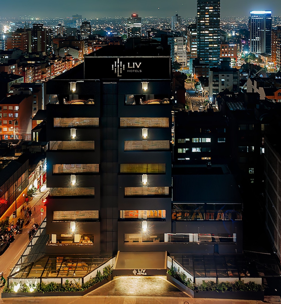OYO 1812 Dg Inn