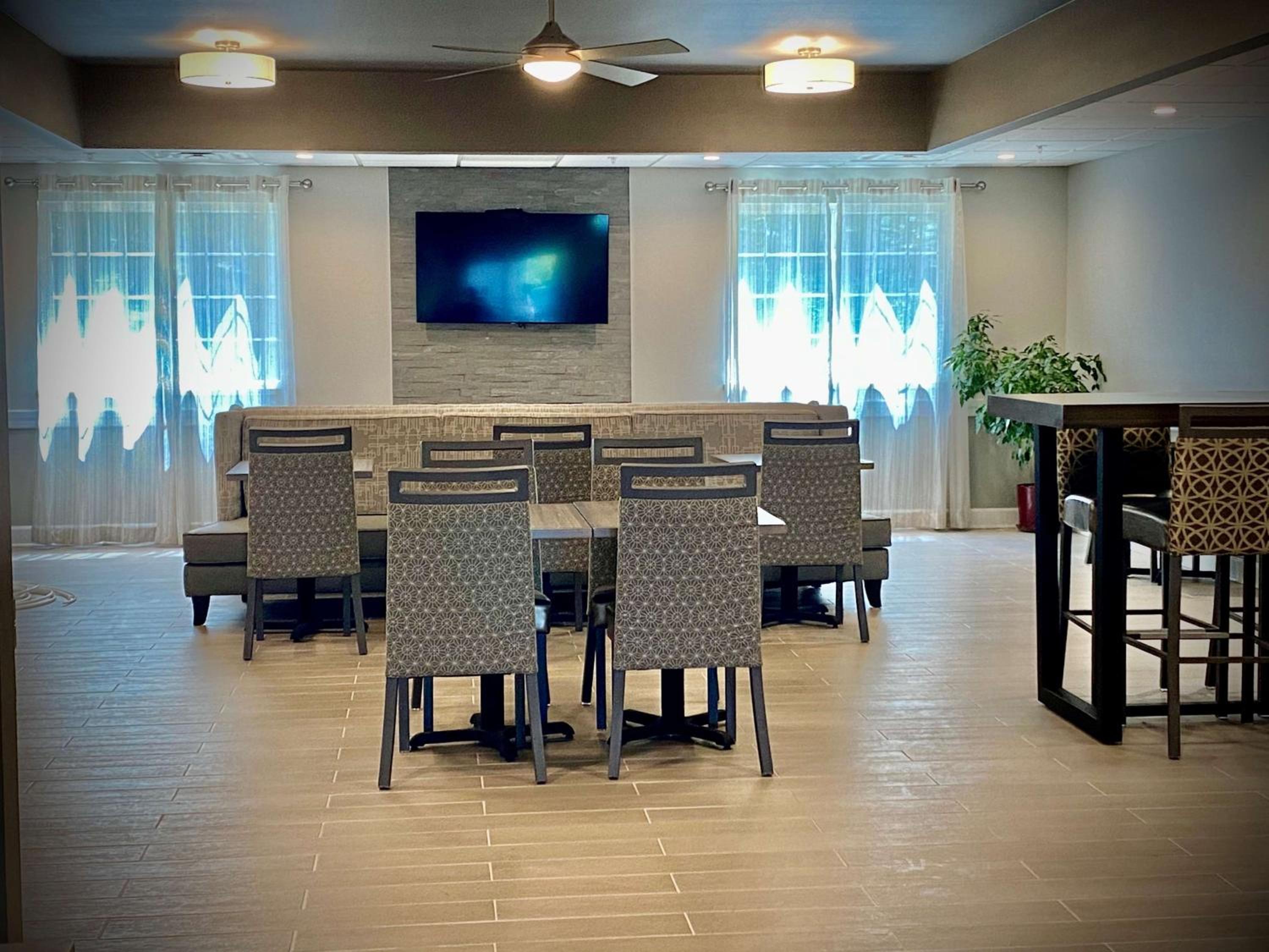 Best Western Brockport Inn & Suites