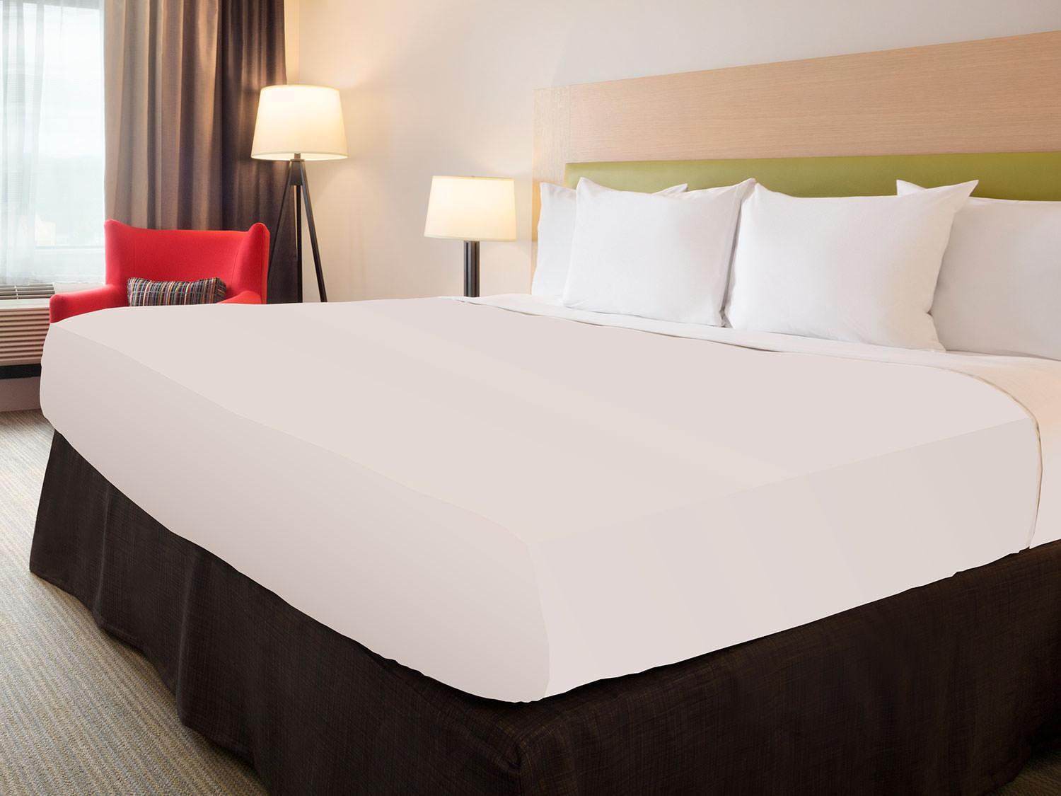 Country Inn & Suites by Radisson, Crystal Lake, IL