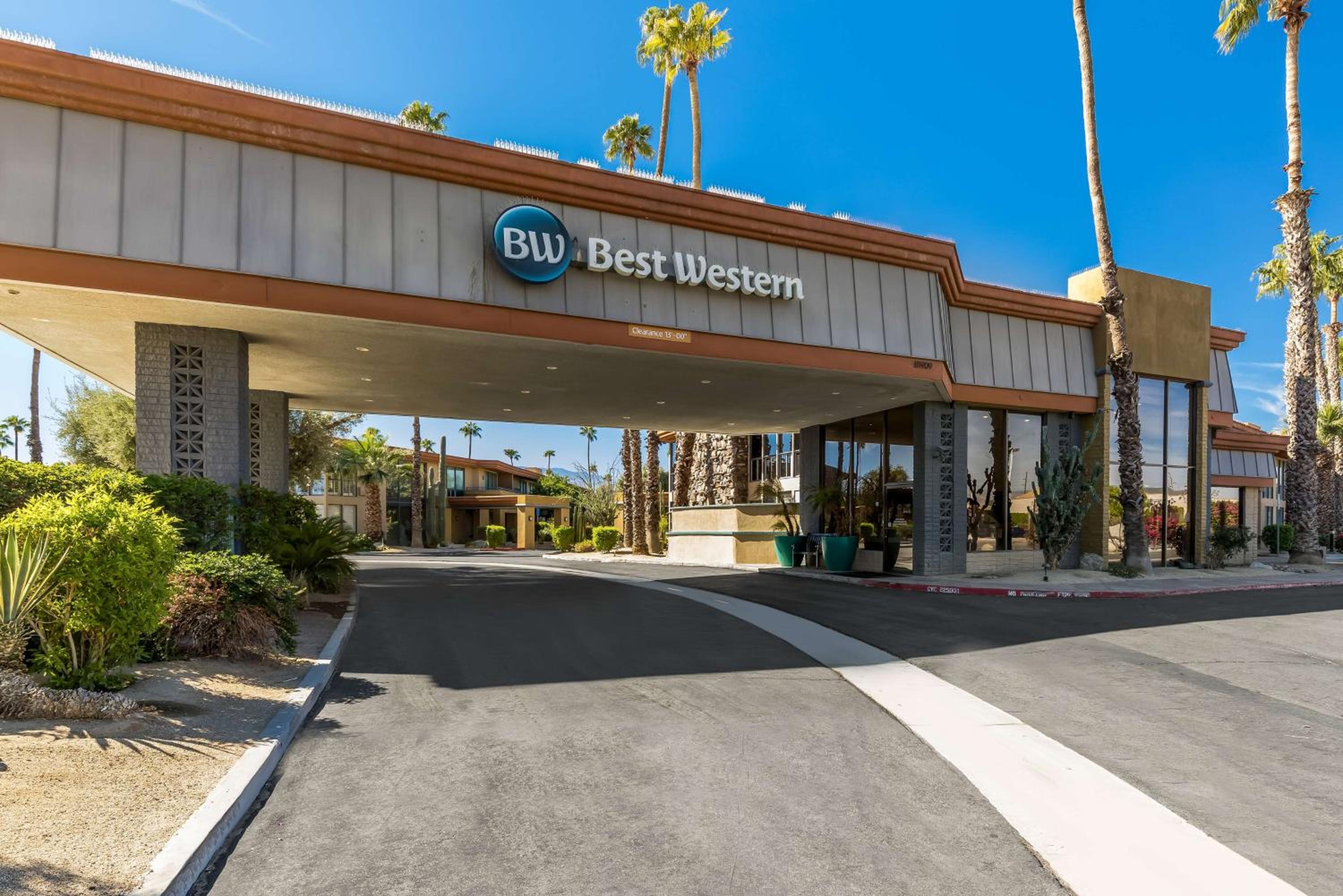 Best Western Date Tree Hotel
