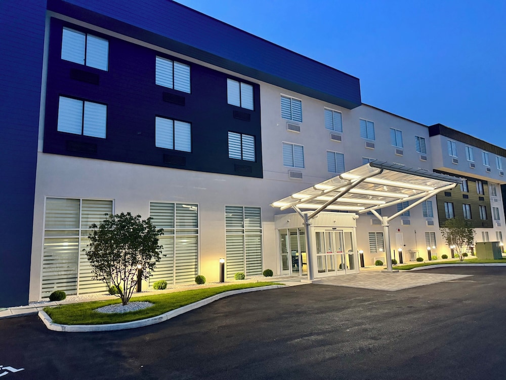 Blue – A Modern Hotel, an Ascend Collection Hotel