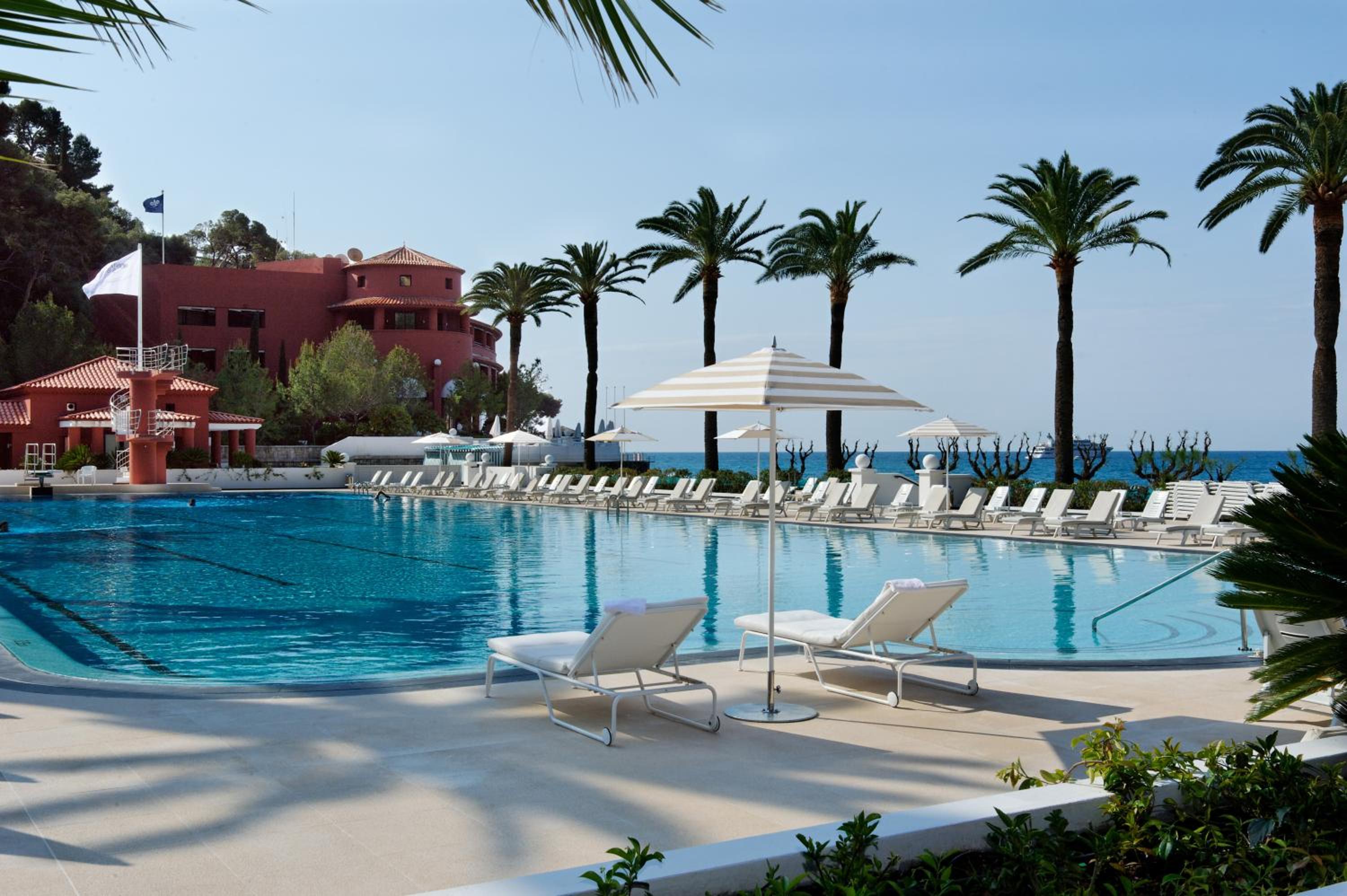 Monte-Carlo Beach