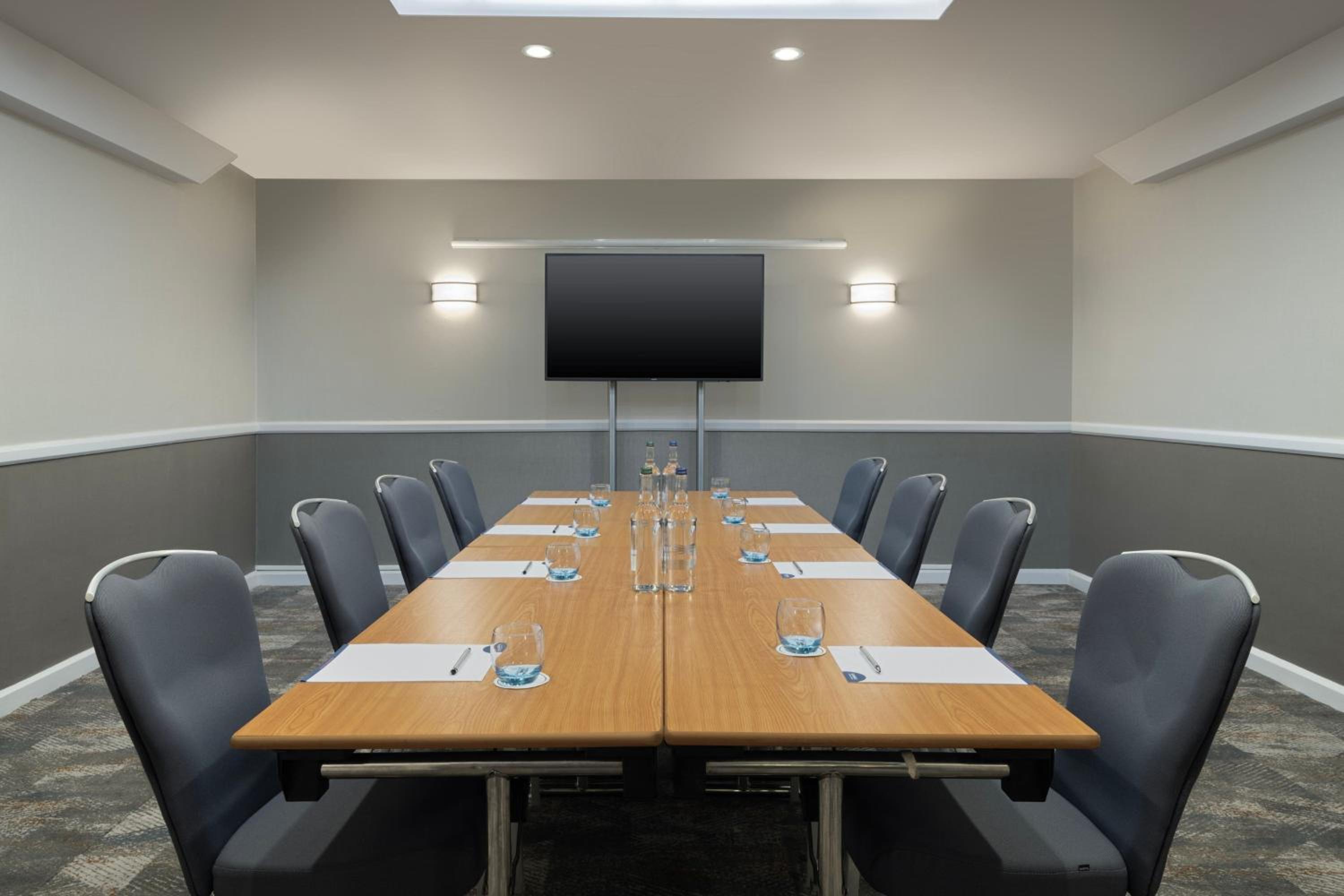 Delta Hotels by Marriott Waltham Abbey