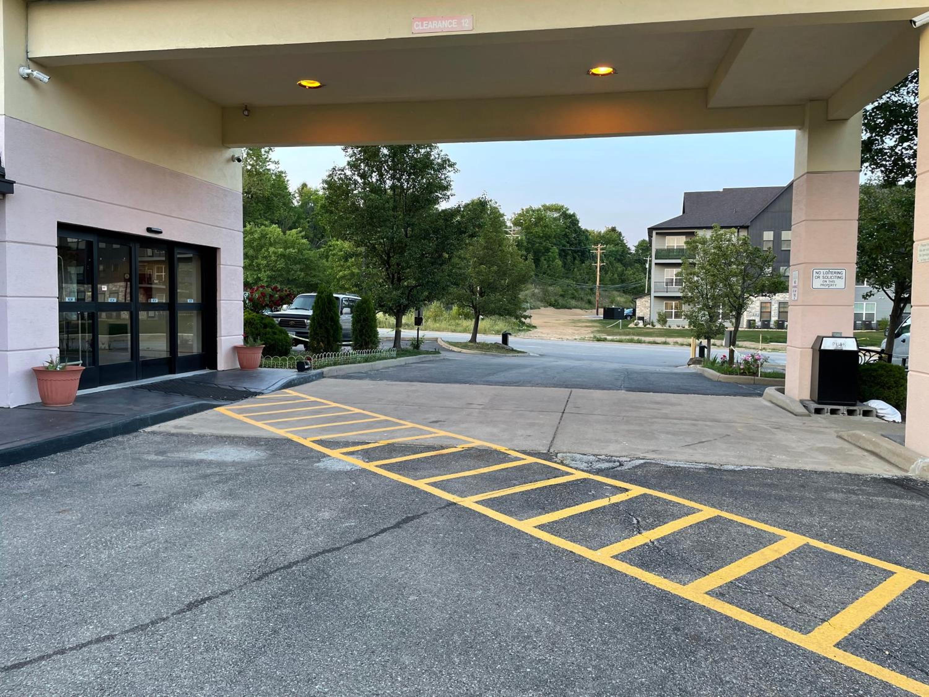 AIRPORT LODGING Pittsburgh Airport