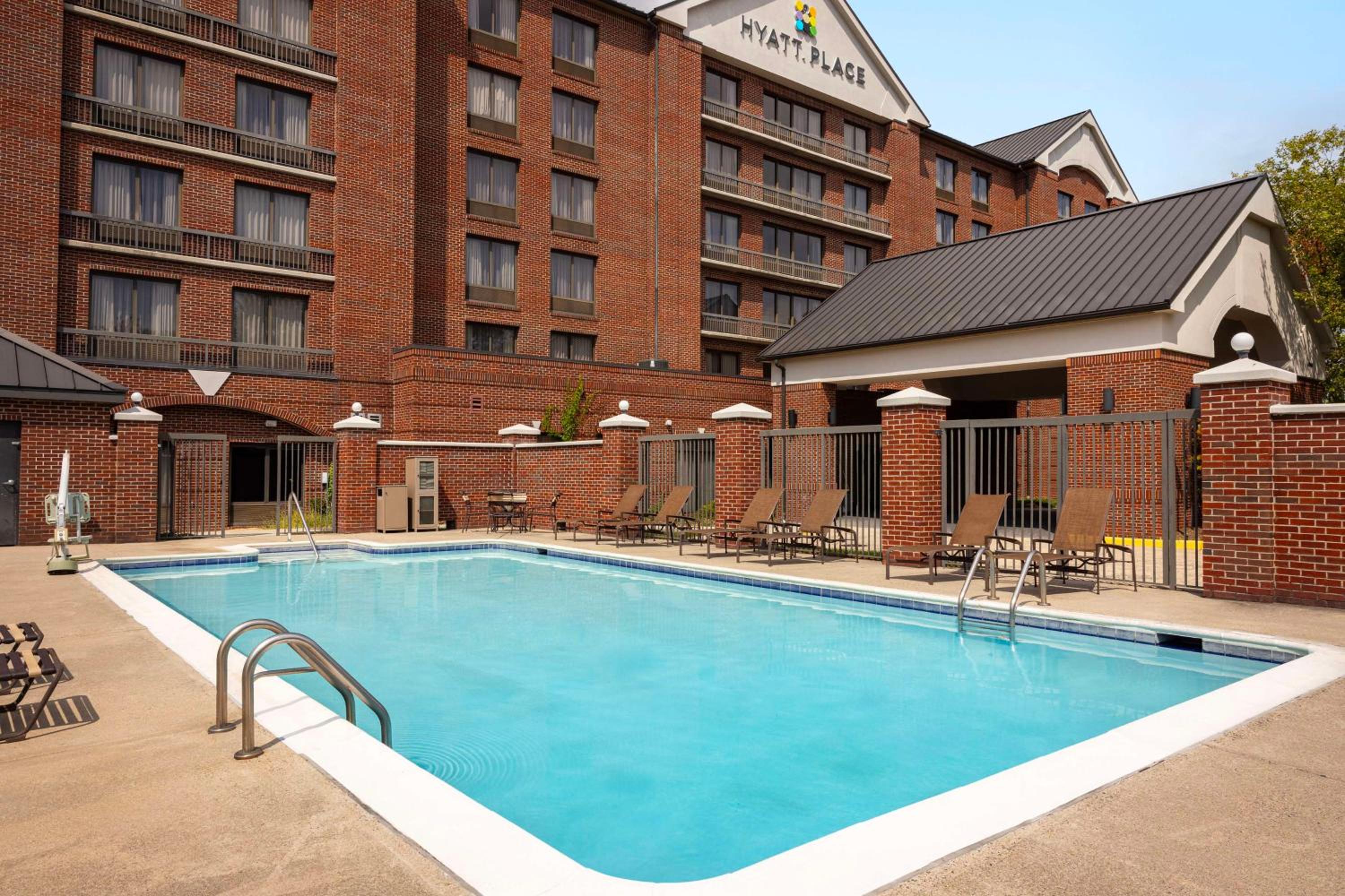 Hyatt Place Sterling Dulles Airport North