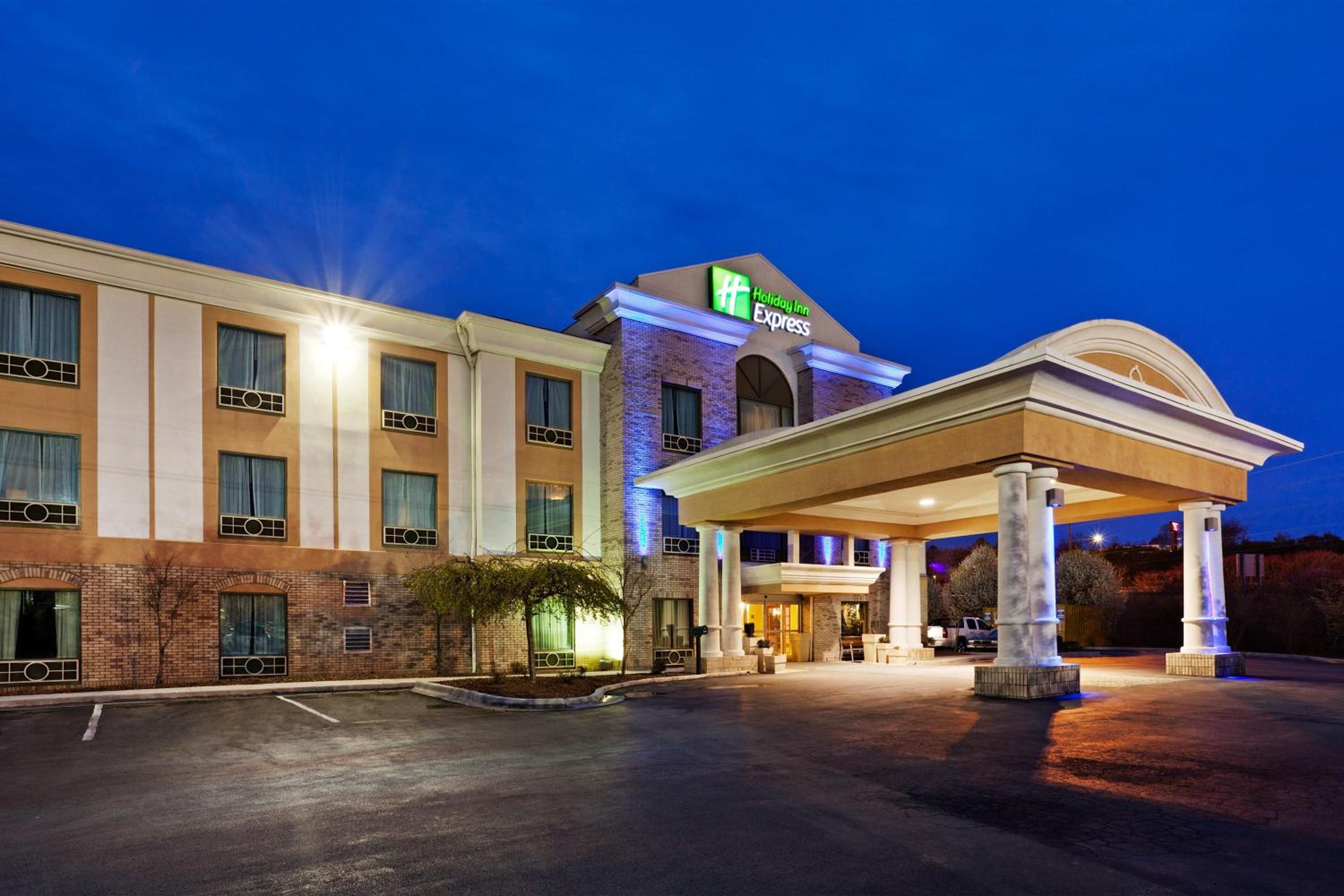 Holiday Inn Express Hotel & Suites Corbin by IHG