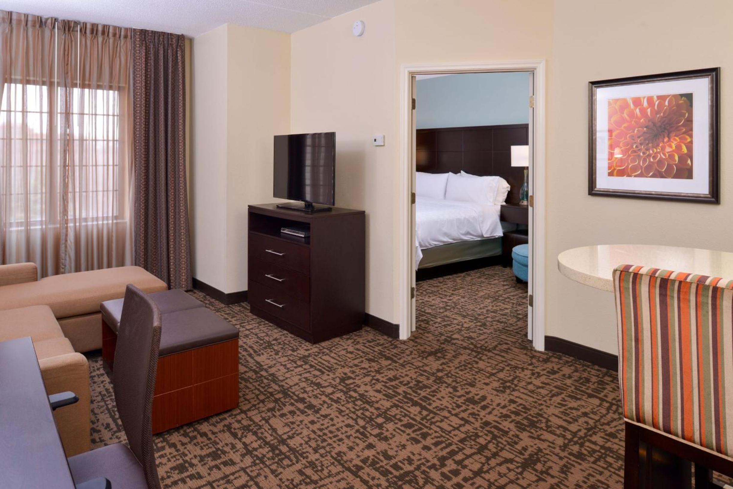 Staybridge Suites Indianapolis-Fishers by IHG