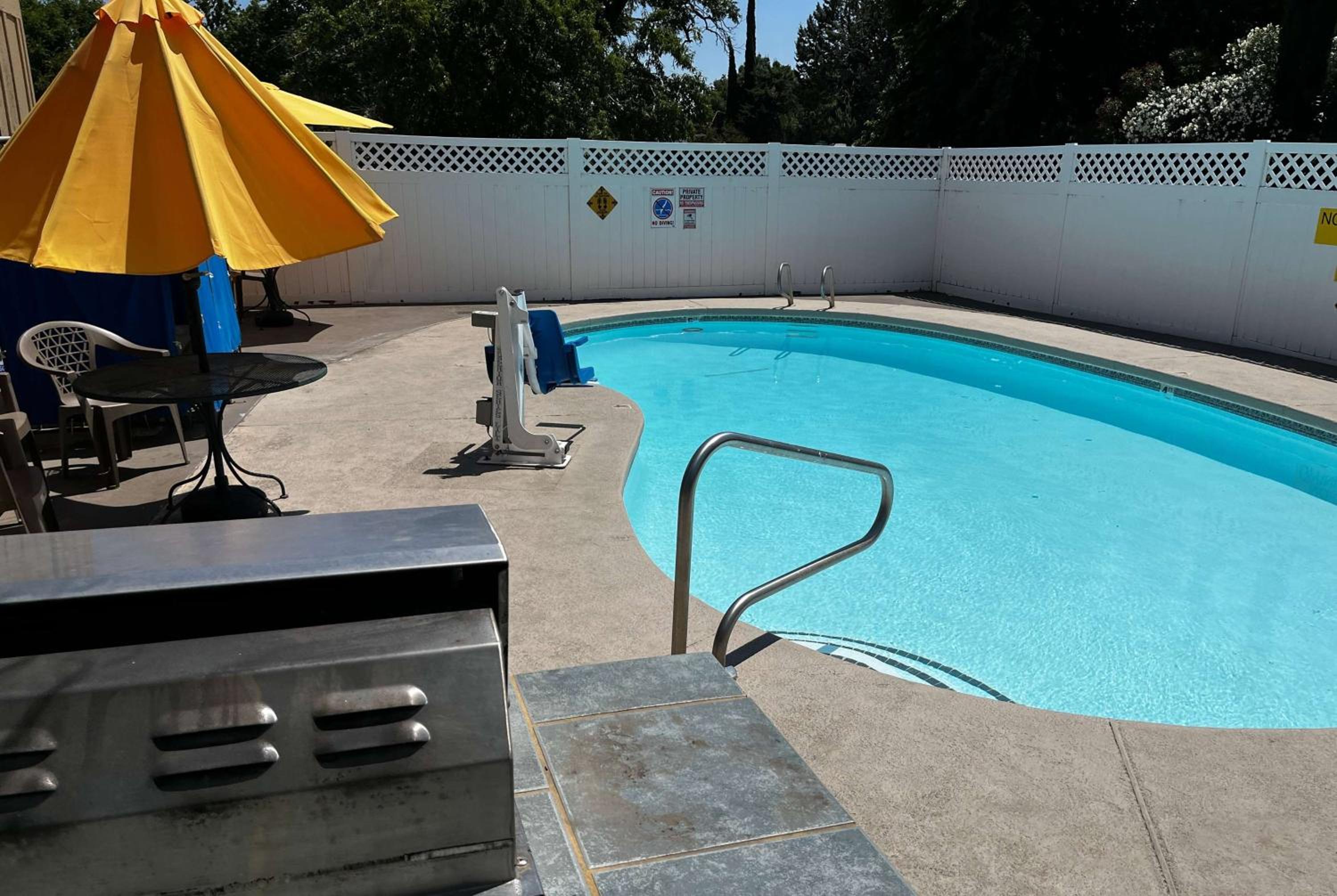Super 8 by Wyndham Red Bluff